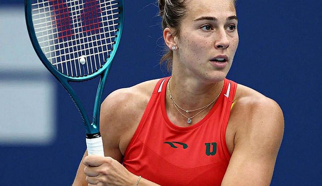 Two Championship Points and the Forty-Page Notebook: The Silent Sacrifice of Modern Tennis Two Championship Points and the Forty-Page Notebook: The Silent Sacrifice of Modern Tennis