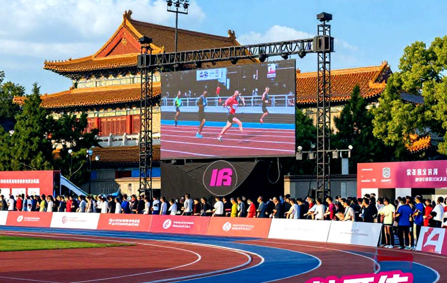 Amy Hunt lập SB 22.16 giây ở cúp Diamond League Final, sẵn sàng cho cặp đấu lịch sử với Sha'Carri Richardson Amy Hunt lập SB 22.16 giây ở cúp Diamond League Final, sẵn sàng cho cặp đấu lịch sử với Sha'Carri Richardson