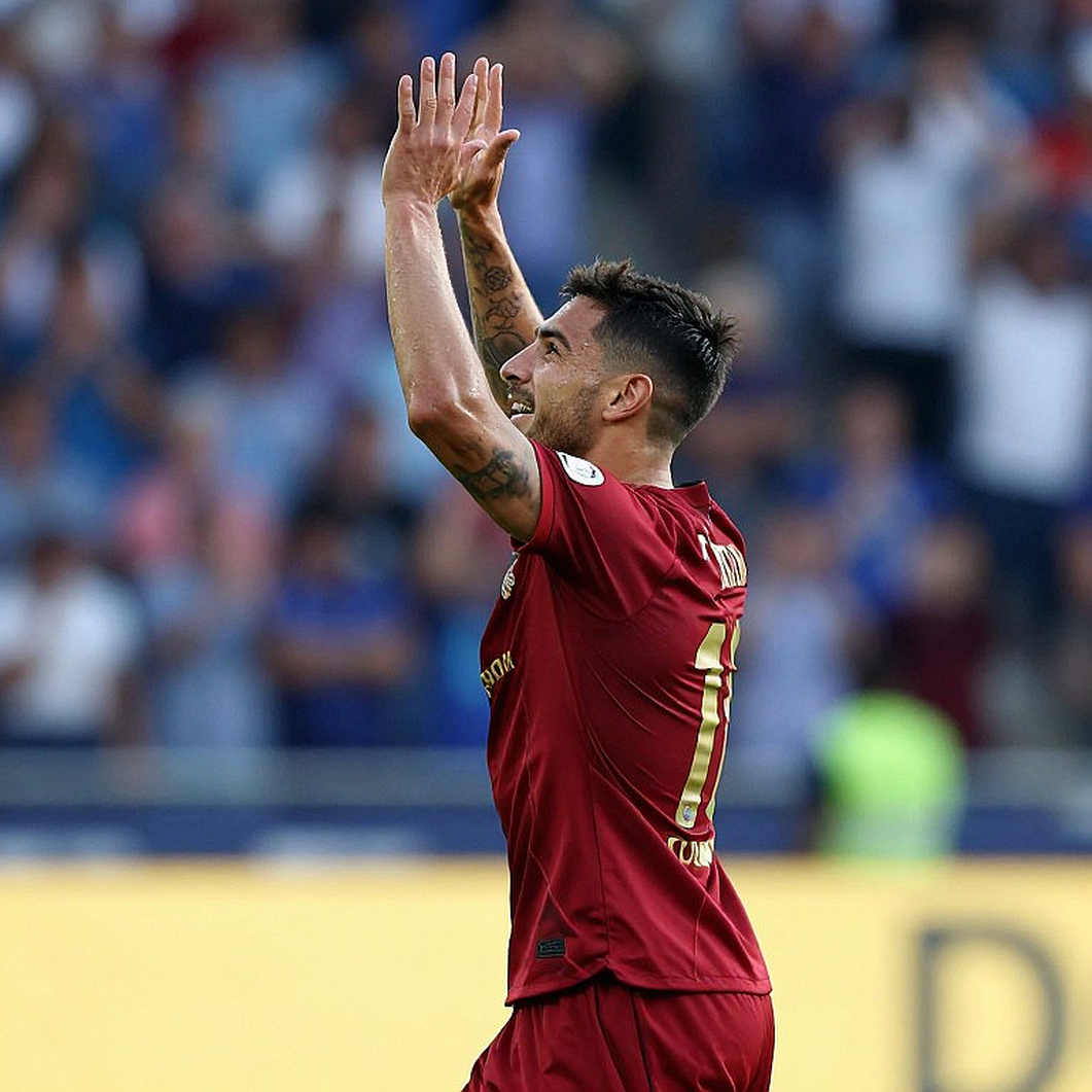 U23 Việt Nam vào tứ kết Asiad 2026: Đinh Hồng Vinh, tuyến giữa rỗng và bài toán 72 giờ U23 Việt Nam vào tứ kết Asiad 2026: Đinh Hồng Vinh, tuyến giữa rỗng và bài toán 72 giờ