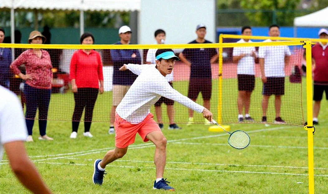 Alwi Farhan tập cùng Kento Momota: một buổi tập, hai thế hệ, và khoảng trống dữ liệu