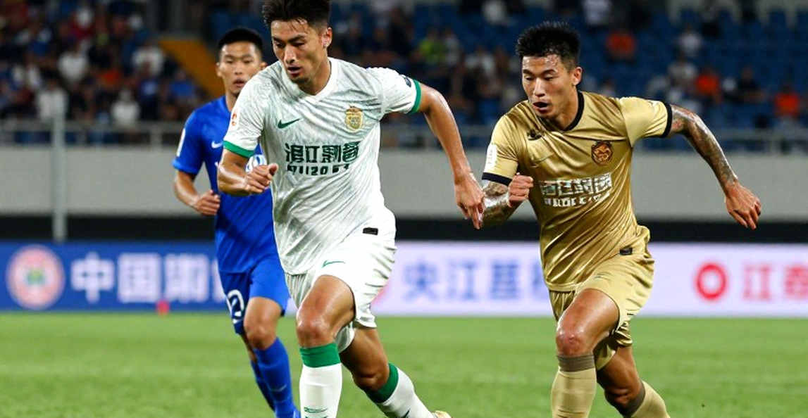 Coventry City và bàn thắng đợi 25 năm: Cú phát bóng 70 mét, một bước ngoặt, và khoảng trống giữa bảng xếp hạng với áp lực Coventry City và bàn thắng đợi 25 năm: Cú phát bóng 70 mét, một bước ngoặt, và khoảng trống giữa bảng xếp hạng với áp lực