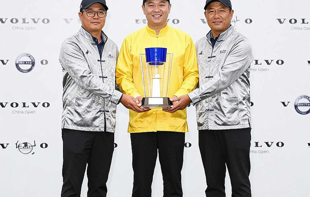 J.J. Spaun vô địch BMW PGA sau khi bị loại khỏi Presidents Cup: Chiến thắng của cảm xúc hay tín hiệu phong độ?