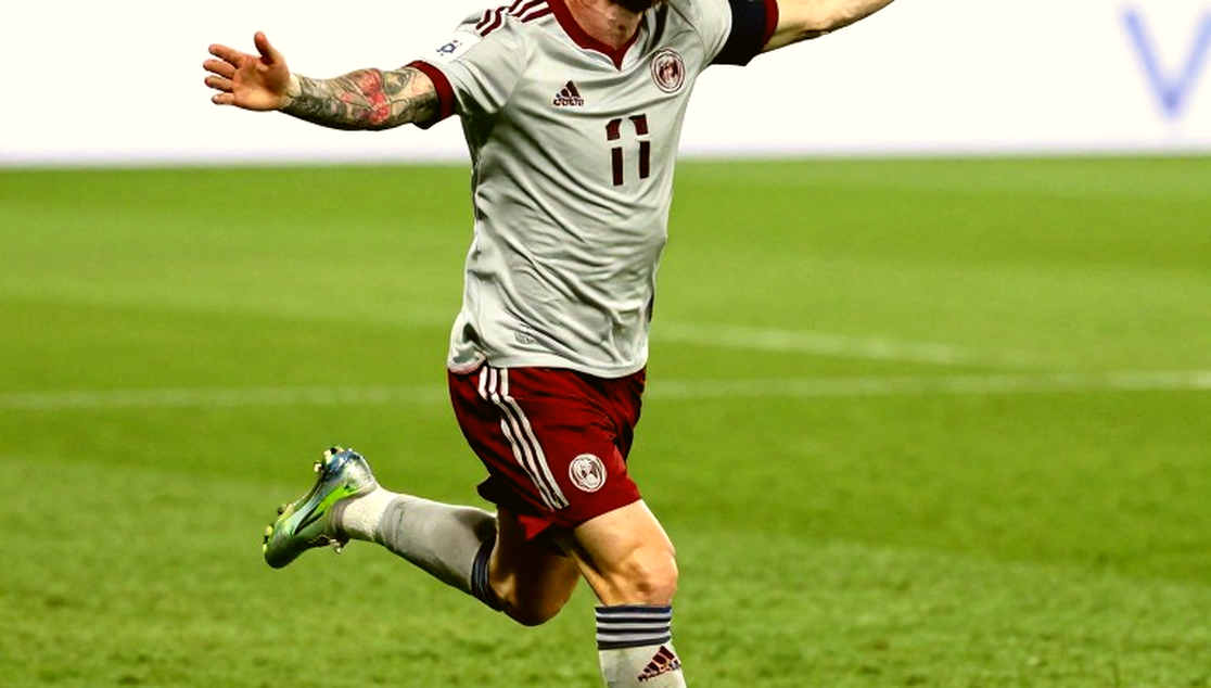 When the Football Analysis Machine Hits a Wall: An Analysis of the Stage-1 Data Catastrophe and Hidden Risks in the Digital Football Industry