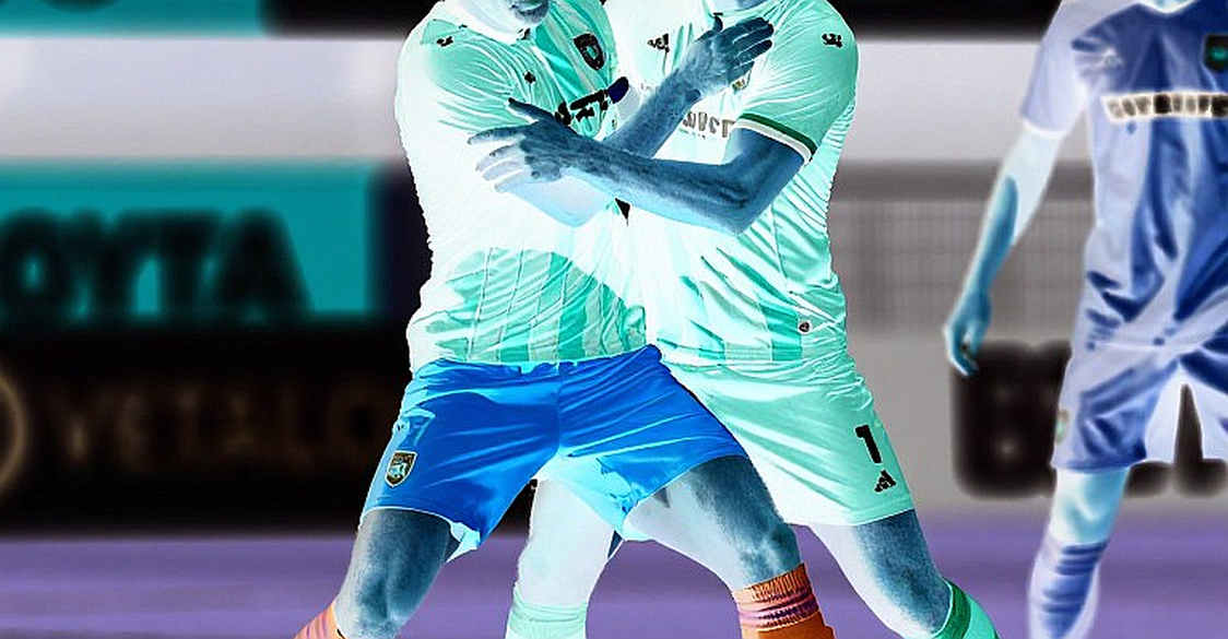 Trận thắng 7-2 không có trên đời: Khi bảng tỷ số giả mạo dạy nghề cho người viết 32 năm Trận thắng 7-2 không có trên đời: Khi bảng tỷ số giả mạo dạy nghề cho người viết 32 năm