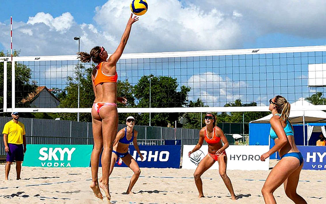Vietnam Women's Volleyball Squad Crisis Ahead of Asiad 20: Coach Nguyen Tuan Kiet's Conundrum