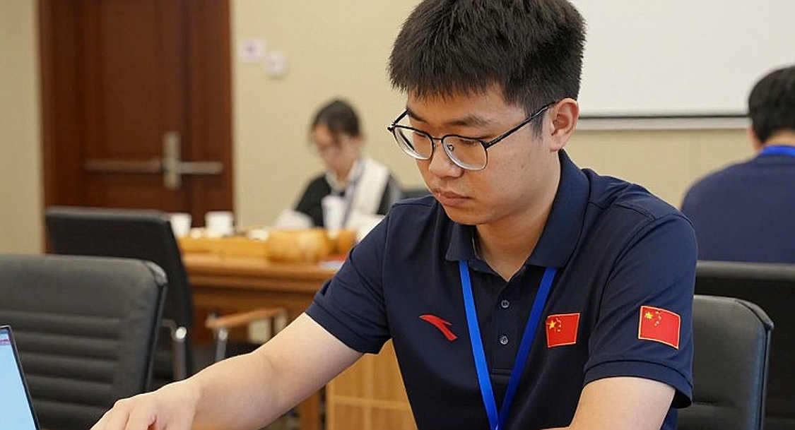 Olympic cờ vua 2026: Ấn Độ bảo vệ ngai vàng giữa lòng Samarkand, và cuộc đối đầu định mệnh Gukesh – Sindarov Olympic cờ vua 2026: Ấn Độ bảo vệ ngai vàng giữa lòng Samarkand, và cuộc đối đầu định mệnh Gukesh – Sindarov