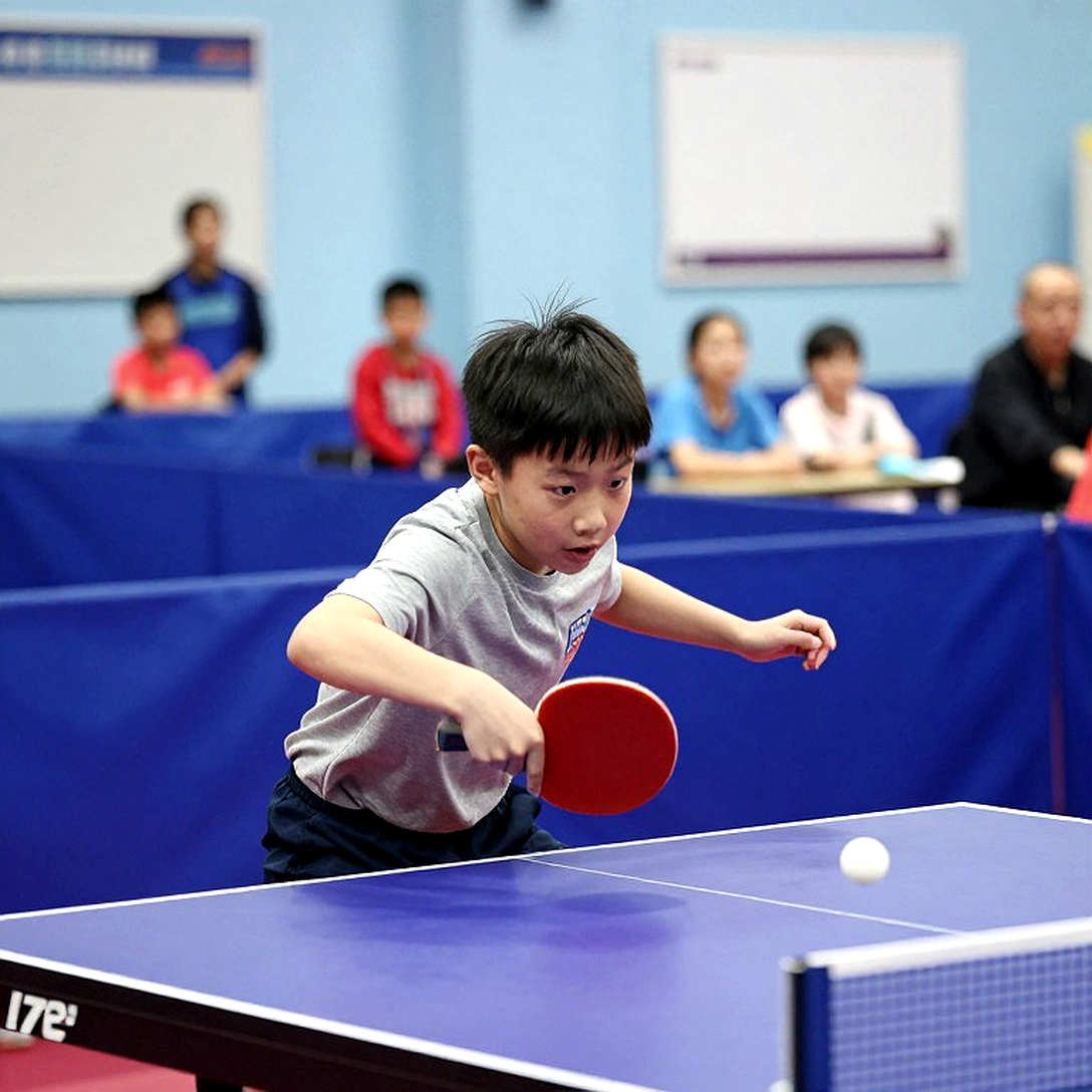 Worthing TTC Junior Team 1 Star: Khi một huấn luyện viên tự tay lấp khoảng trống ở đáy bóng bàn trẻ Anh