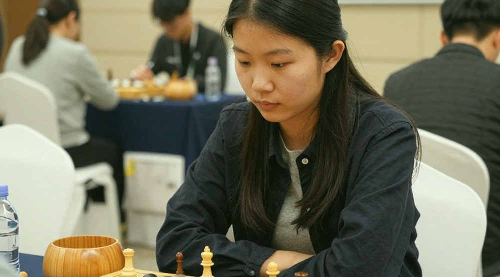 Savitha Shri 5/5 và nhịp thở đồng đội của tuyển nữ Ấn Độ tại Olympiad Samarkand Savitha Shri 5/5 và nhịp thở đồng đội của tuyển nữ Ấn Độ tại Olympiad Samarkand