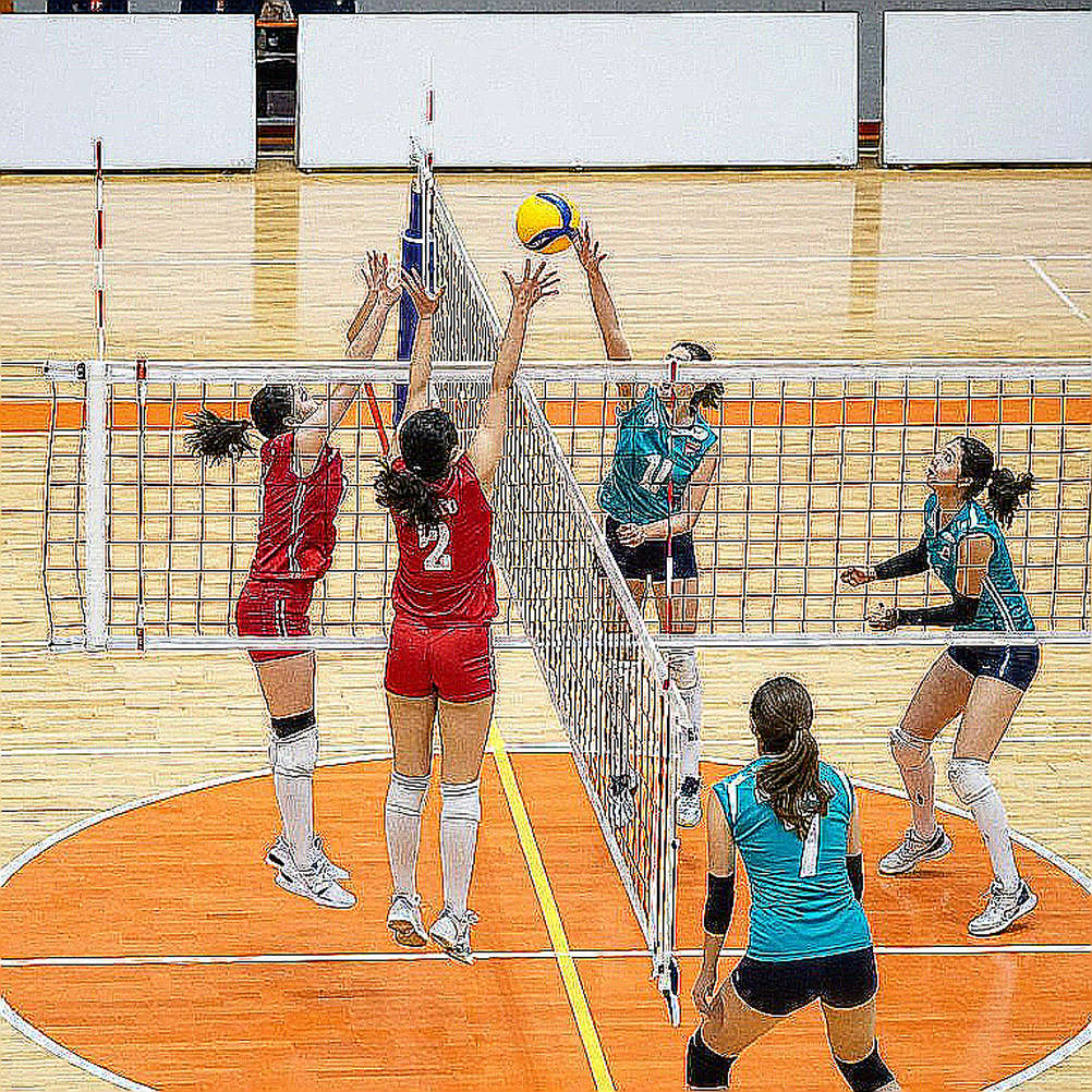 Từ Libero Đến Số 4 Quét: Cuộc Cách Mạng Thầm Lặng Trong Lối Chơi Bóng Chuyền Nữ Việt Nam Từ Libero Đến Số 4 Quét: Cuộc Cách Mạng Thầm Lặng Trong Lối Chơi Bóng Chuyền Nữ Việt Nam