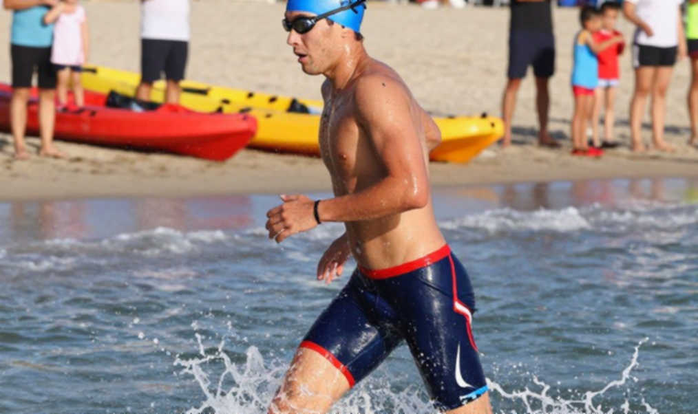 Hugo Gonzalez xô đổ kỷ lục quốc gia 100m hỗn hợp với thông số 51.46 tại Jose Finkel Trophy Hugo Gonzalez xô đổ kỷ lục quốc gia 100m hỗn hợp với thông số 51.46 tại Jose Finkel Trophy