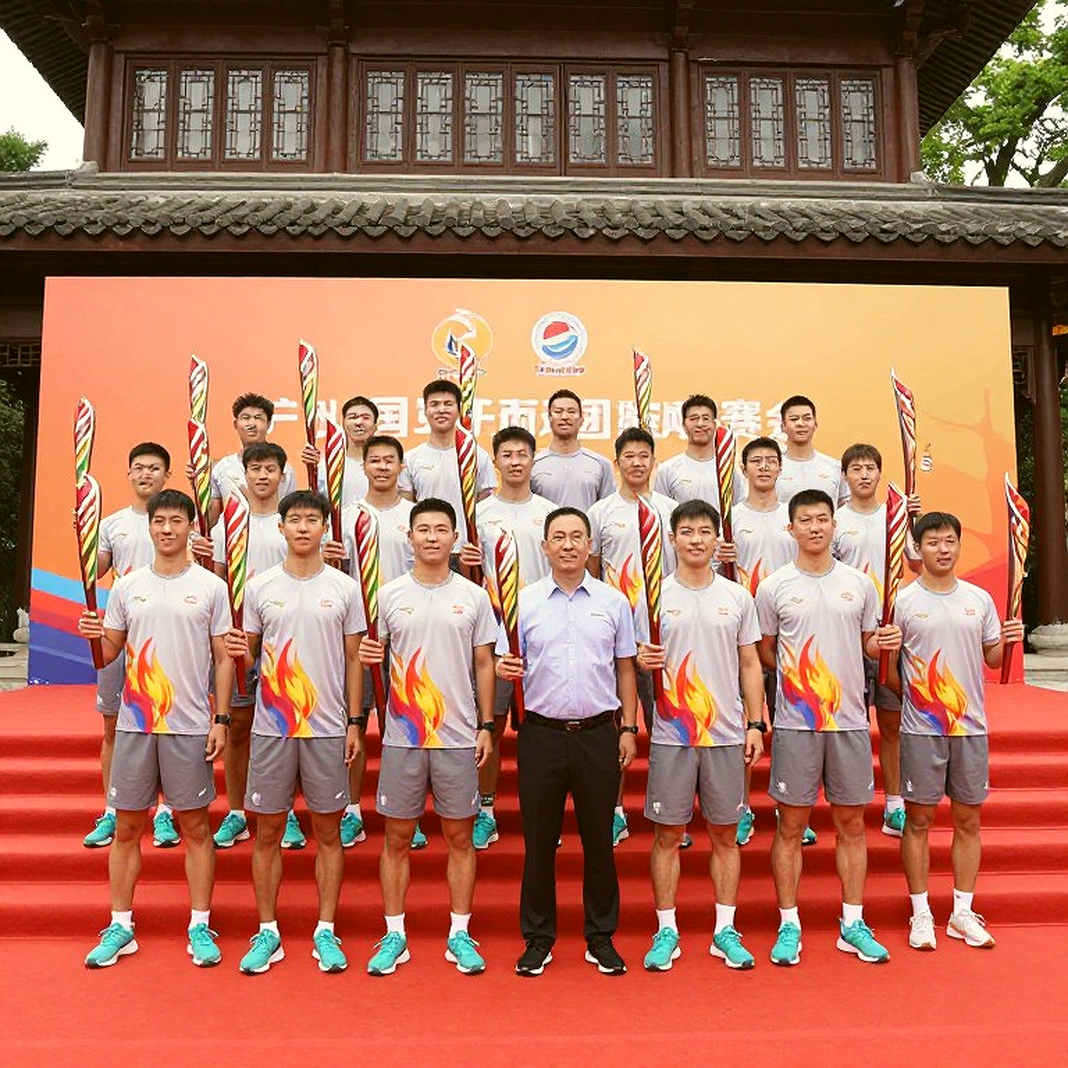Công Phượng trở lại V.League sau 1400 ngày: Thất bại 0-2 trước Thể Công và tranh cãi trọng tài