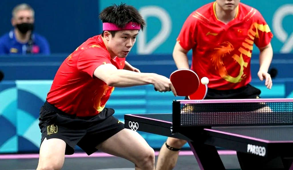 Kỳ chuyển nhượng esports: đọc tín hiệu giữa tiếng ồn
