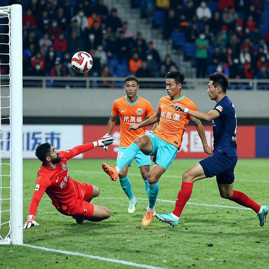 Doan Van Hau's Sanction: Four V.League Matches, 20 Million VND, and a Gap Nobody Can Measure Doan Van Hau's Sanction: Four V.League Matches, 20 Million VND, and a Gap Nobody Can Measure